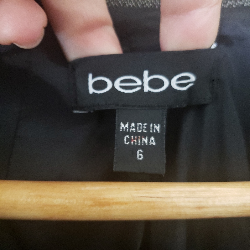 Bebe Black striped Asymmetrical Zipper Vest sz 6 - Picture 7 of 11